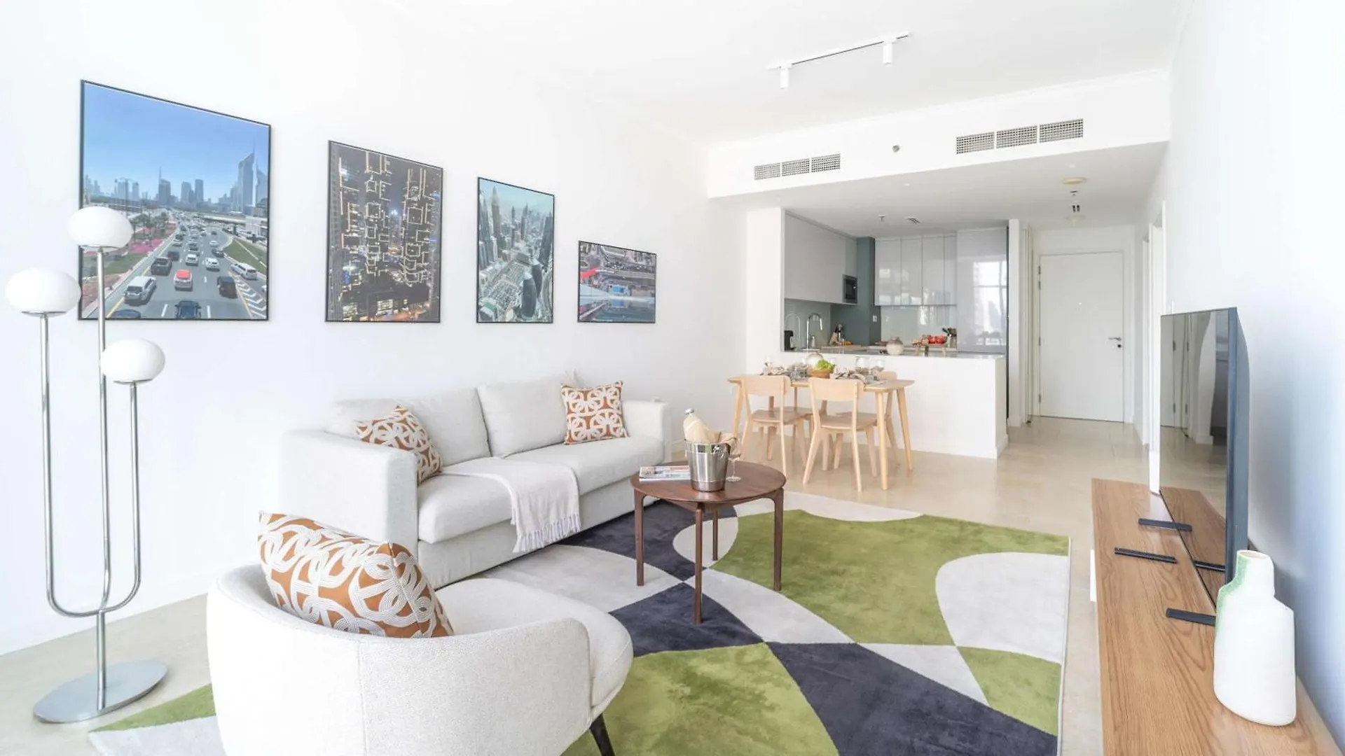 Inviting 1Br In Dubai Marina - Sleeps 3 Apartment